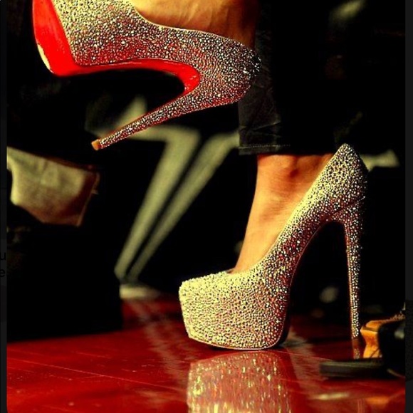 Christian Louboutin Daffodile - Picture 9 of 14